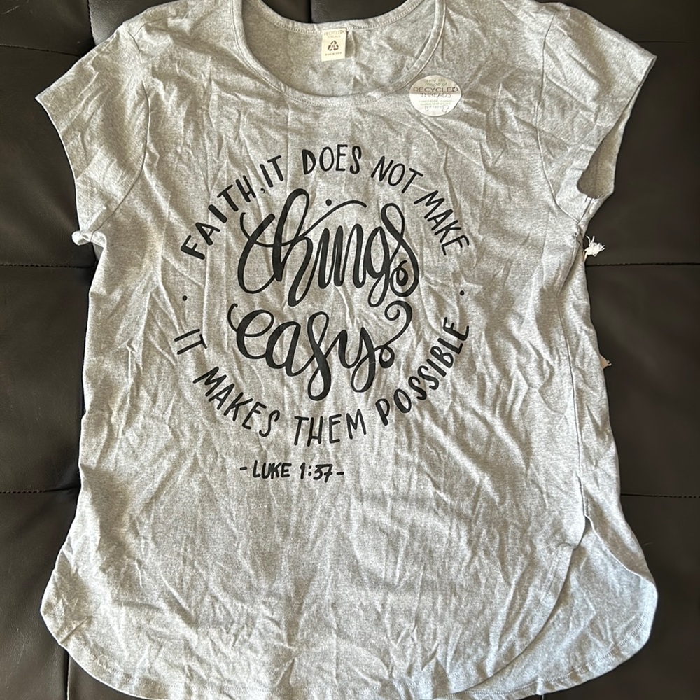 Luke 1:37 T-shirt